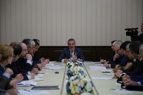 Энрик Муслимов провел аппаратное совещание 