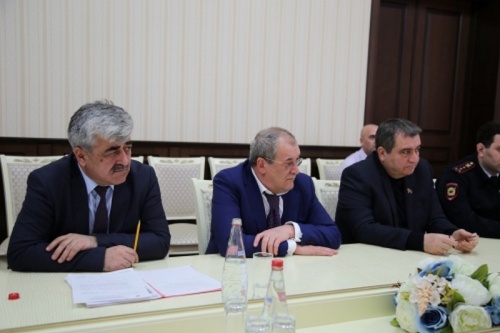 В Дербенте прошла встреча с инициативной группой микрорайона "Аэропорт"