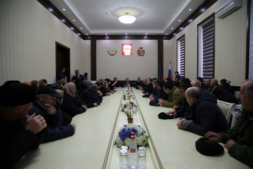 Малик Баглиев встретился с жителями микрорайона «Аэропорт»