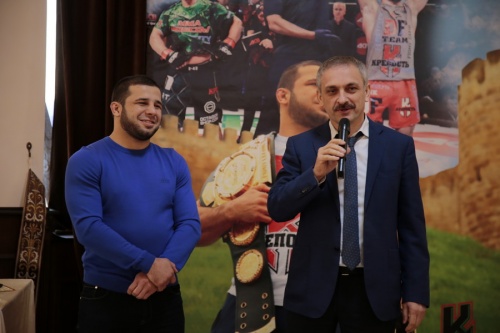 Чествование чемпиона Рустама Керимова