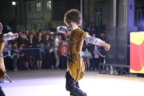 9 мая на площади Свободы состоялся праздничный концерт