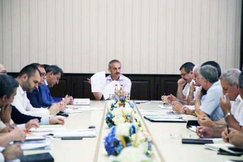 Энрик Муслимов провел аппаратное совещание