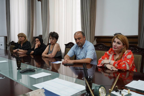 Ханлар Пашабеков встретился с активом межрегиональной организации «Сила матерей»