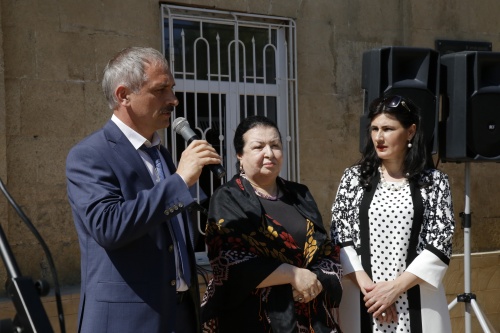 В Дербенте прошло открытие мемориальной доски Джумшуду Ашурову