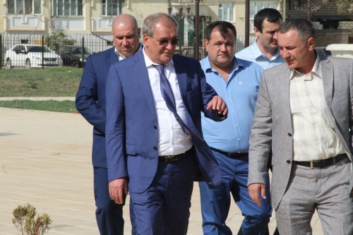 Малик Баглиев ознакомился с ходом реализации программы «Комфортная городская среда»