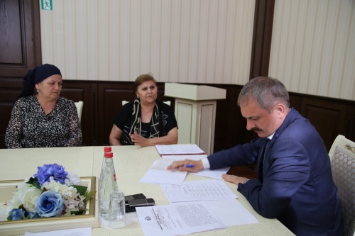 Энрик Муслимов провел прием граждан