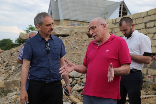 Энрик Муслимов провел ряд инспекций по улицам и дворам города